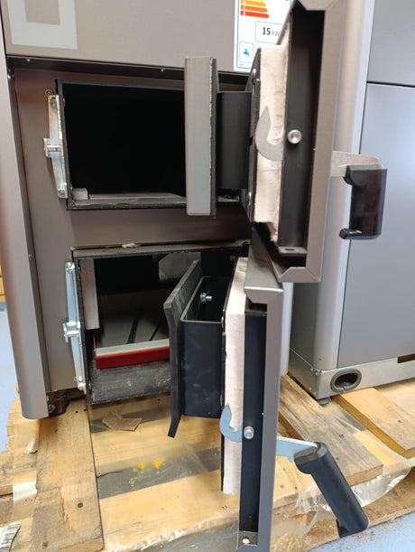 Pelletkessel DEFRO Gamma 25 kW.