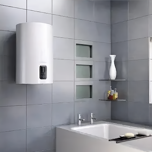 Ariston Lydos Warmwasserspeicher mit Digitalanzeige und Shower Ready Anzeige.