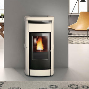 Wasserführender Edilkamin für effiziente Wärmeverteilung und nachhaltige Energie im modernen Wohnbereich