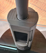 Dizajnový liatinový krb Plamen Tara – nezávislý na vzduchu v miestnosti