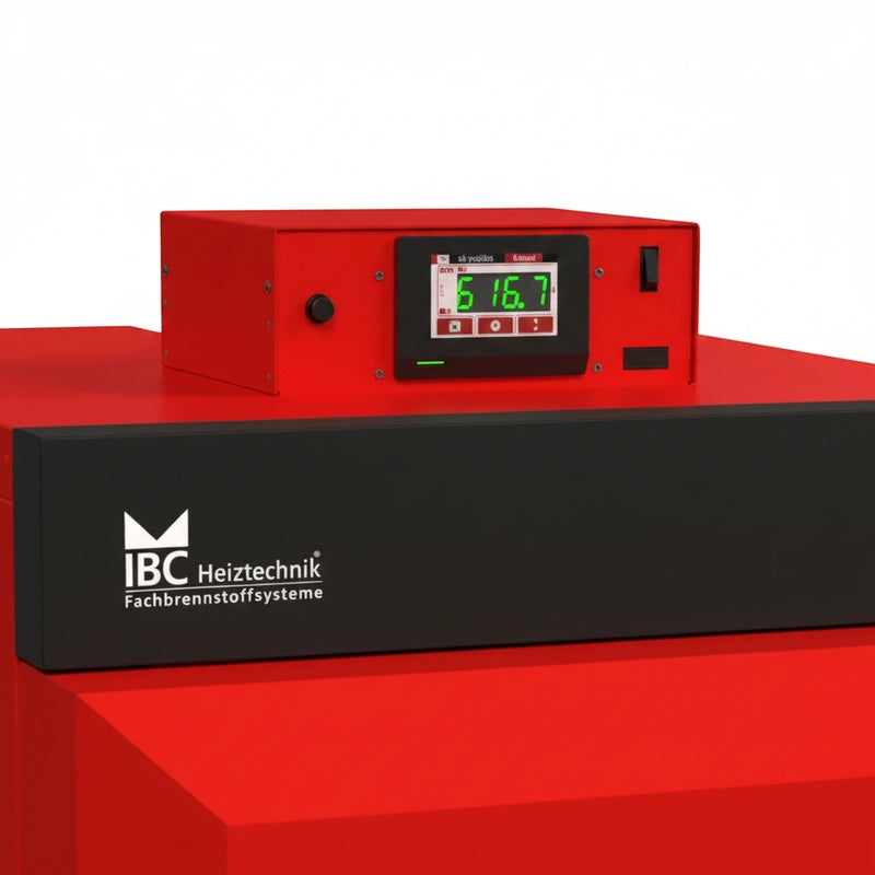 GEMA Shop IBC GK-7K öko 30 Holzvergaserkessel mit digitalem Touch-Bedienfeld und roter Kesselverkleidung