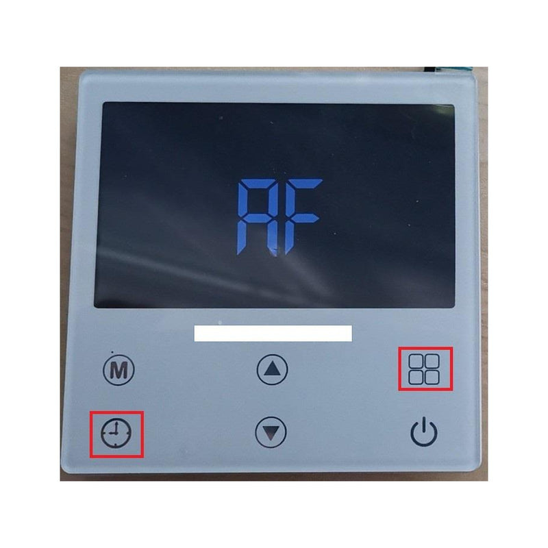 GEMA Shop digitales Steuerungsdisplay für TITAN-THERM Wärmepumpe mit Touch-Tasten und blauem LCD-Bildschirm