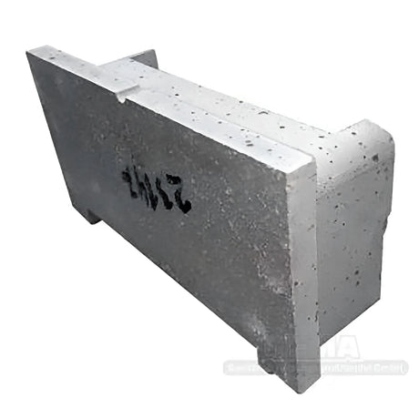 Viadrus U32 Schamottstein Mitte vorn.